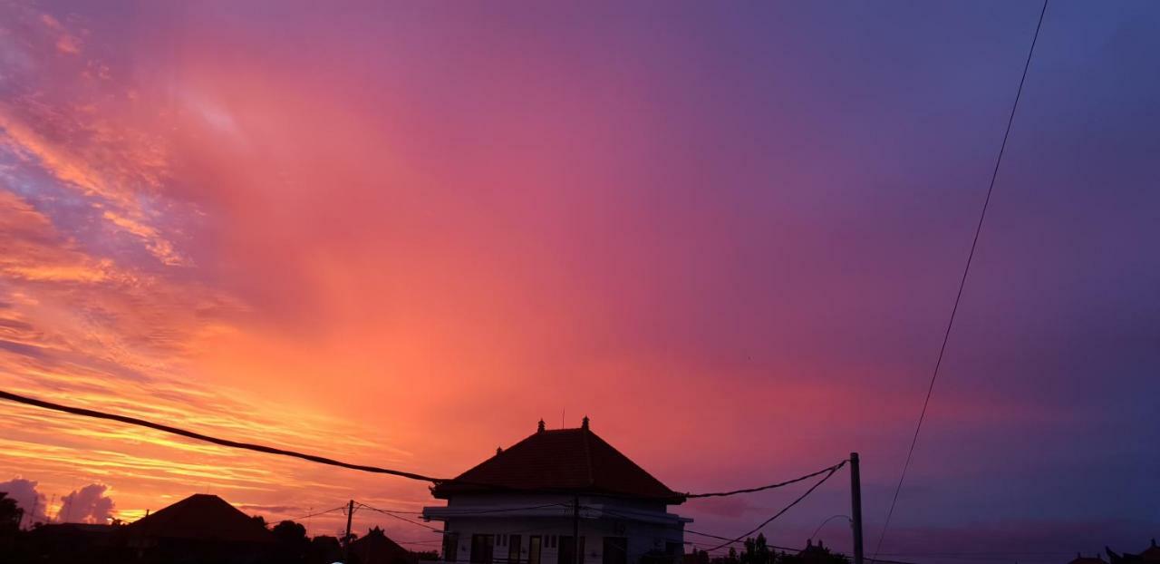 Sun Homestay Canggu Экстерьер фото