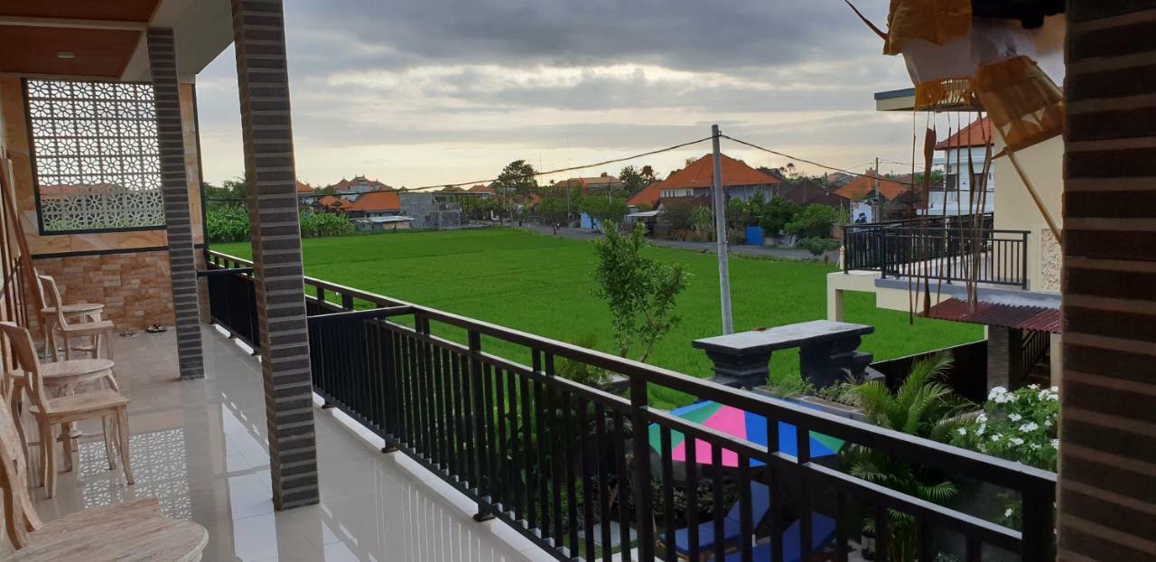 Sun Homestay Canggu Экстерьер фото